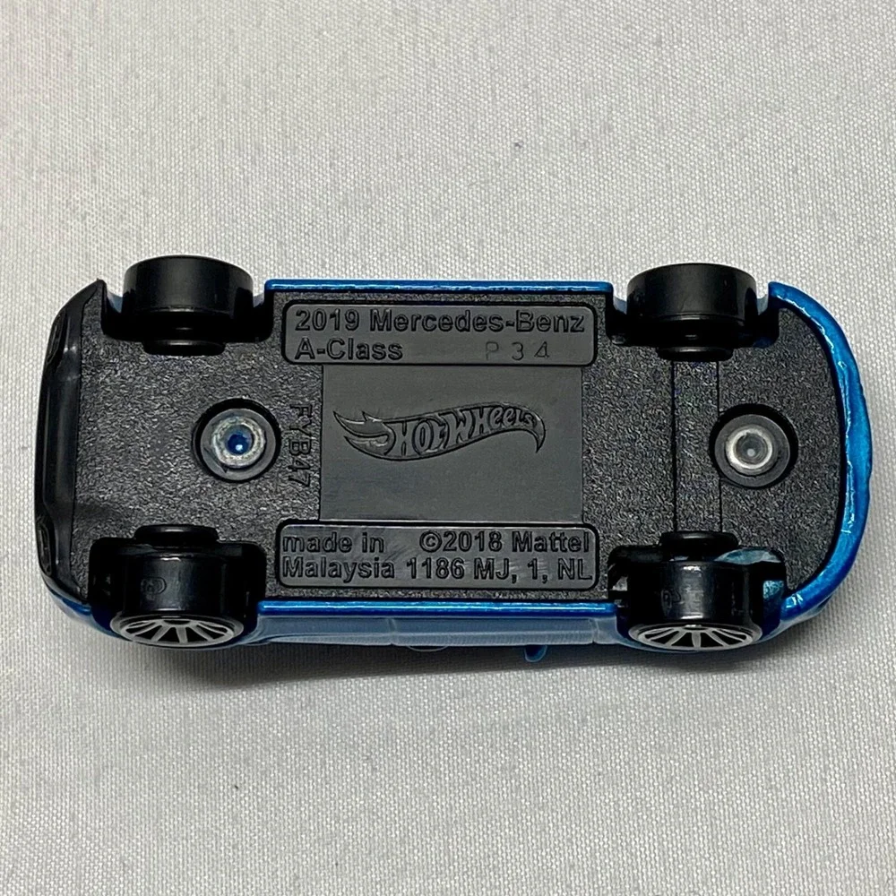 Hot Wheels 2019 Mercedes Benz A-Class HW Hatchbacks Blue 1:64 Die-cast Loose Car